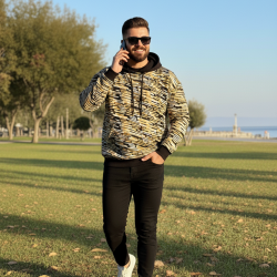 Ionis Sweatshirt Hoodie Hermes Black